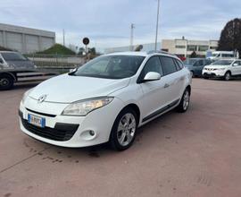 Renault Megane Mégane Sporter Blue dCi 115 CV EDC 