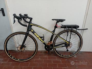 Gravel Giant Anyroad Advanced 