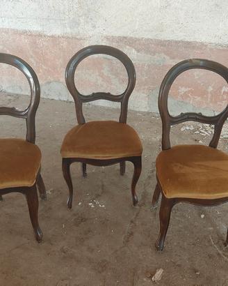 3 sedie in legno vecchie 