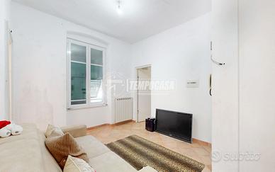 LUMINOSO TRILOCALE CON BALCONE!