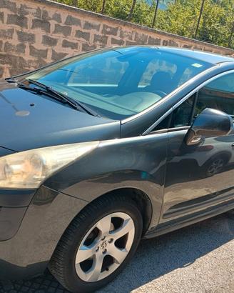 Peugeot 3008 1.6 hdi Anno 2013