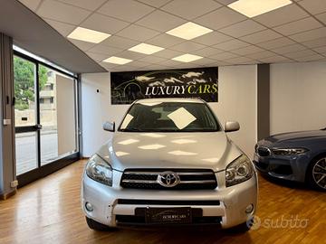 Toyota RAV 4 RAV4 2.2 D-4D 136 CV Luxury
