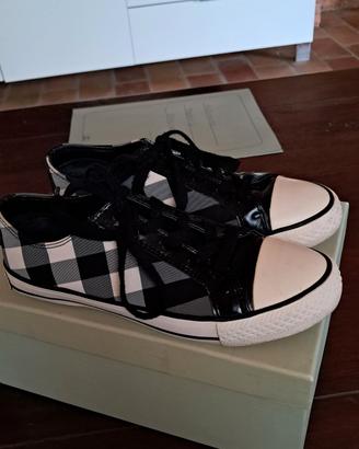 scarpe  donna Burberry 