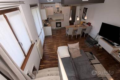 Appartamento di 96 m² con 2 locali e box auto a Pa