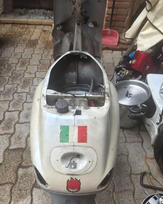 Ricambi Vespa Et 2