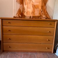 Comò in Legno con 4 Cassetti