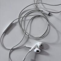 Cuffiette iphone con filo