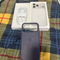 Scatola iphone 17 pro max completa+ custodia apple