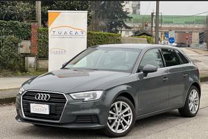 Audi A3 Business Line 1.6 30 TDI #4241