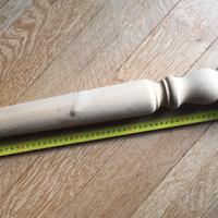 Set di 4 gambe tornite in abete grezzo