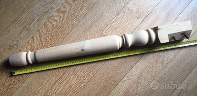 Set di 4 gambe tornite in abete grezzo