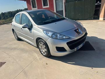 Peugeot 207 1.4 HDi 70CV