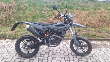 Beta RR 125 4T X SPECIL EDITION MOTARD