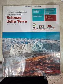 Libro scienze, scuola superiore