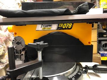 Troncatrice per legno job libe tr078