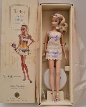 FASHION MODEL COLLECTION TOUT DE SUITE BARBIE Gold