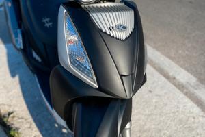 Scooter 300