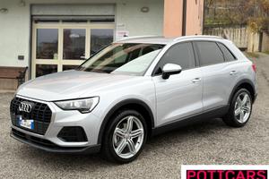 Audi Q3 35 TDI S tronic Business Advanced