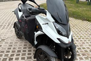 Scooter Qooder 4 ruote 400 perfetto