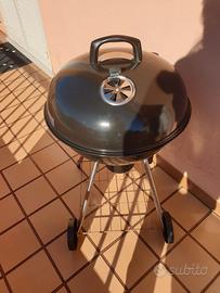 Barbecue a carbonella rotondo nuovo