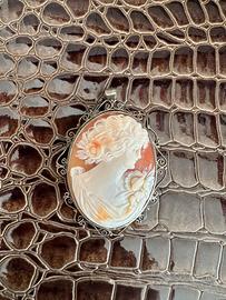 Spilla / Ciondolo vintage con cammeo autentico