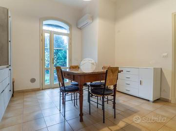 CASA SEMINDIPENDENTE A FERRARA