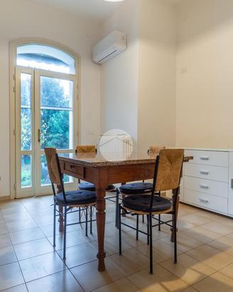 CASA SEMINDIPENDENTE A FERRARA