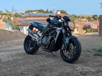 MV Agusta Brutale 910 R