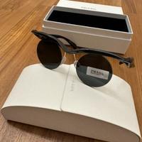 Occhiali da sole Runway Prada