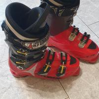 SCARPONI DA SCI ATOMIC M110