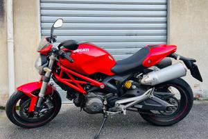 Ducati Monster 696+