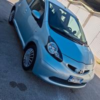 Toyota aygo 5 porte