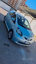 Toyota aygo 5 porte