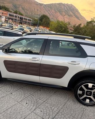 Citroen C4 Cactus BlueHDi 100 Shine bianco perlato