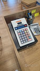 registratore di cassa praticamente nuovo