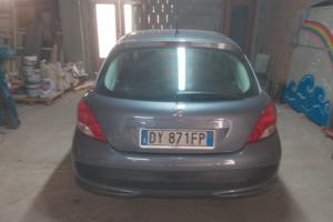 peogot 207 1400cc GPL anno 09 taglia