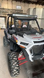 Vendo polaris rzr 1000 turbo