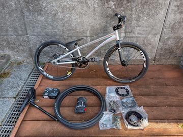 BMX RACE MEYBO 20" JUNIOR