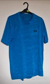 T shirt Under Armour azzurra dri fit. Taglia M