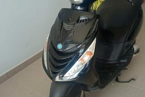Piaggio Zip SP