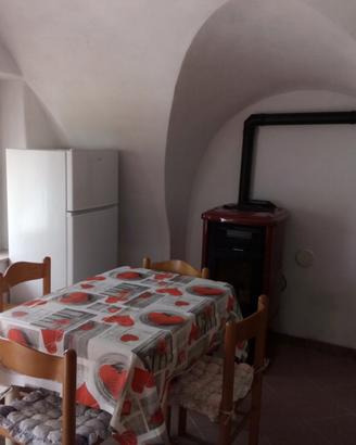 Privato affitta appartamento arredato