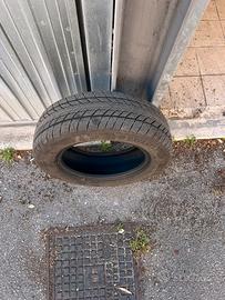4 pneumatici invernali Davanti Wintoura