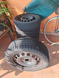 Set 4 Ruote Complete 205/55 R16 del 2014