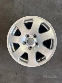 1 Cerchio in Lega 15" Originali Audi A4 (5x112 - 