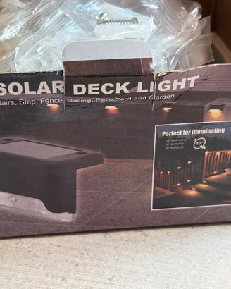 Scatola da 4 pz luci solari NUOVE per scale ecc.