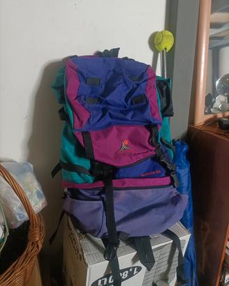 zaino trekking Invicta 65 