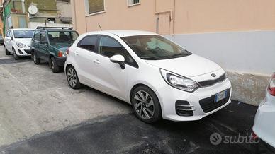 KIA Rio 3ª serie - 2016