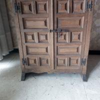 armadio antiquariato antico