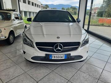 Mercedes-benz CLA 200 180 d Premium