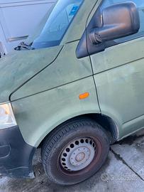 Parafango sx vw transporter T5 anno 2007